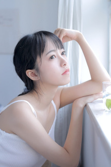 泰国晚上车展热舞